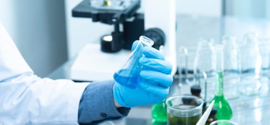investigación-bioquimica-1020x600